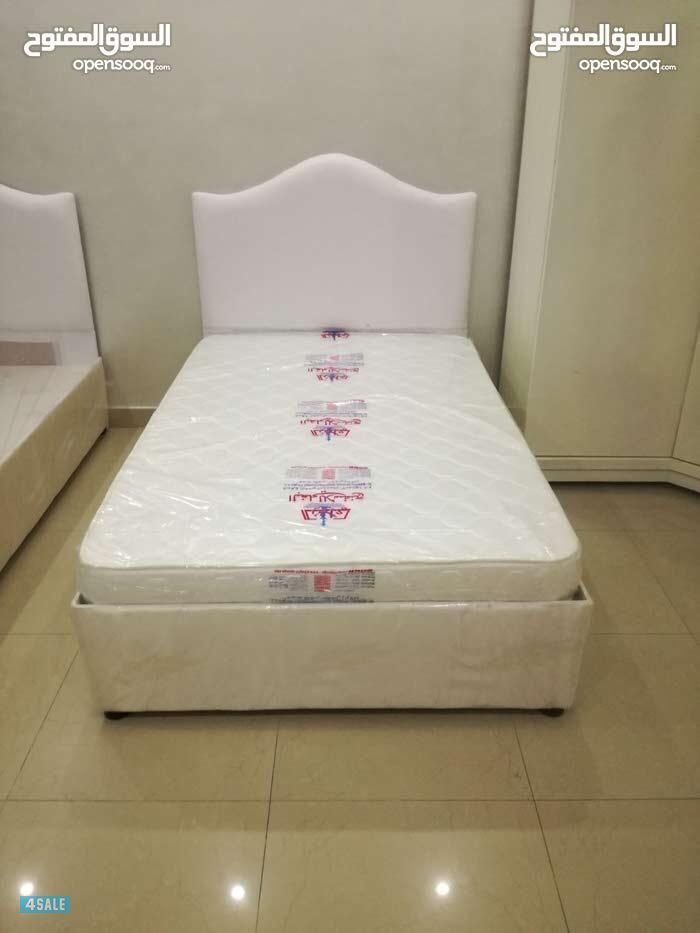 سراير وفرشات طبية موجود لدينا جميع المقاسات وجميع الأوان3