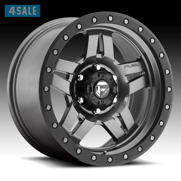 للبيع ٤ رنقات ٨ براغي الحجم ١٨ نظاف0