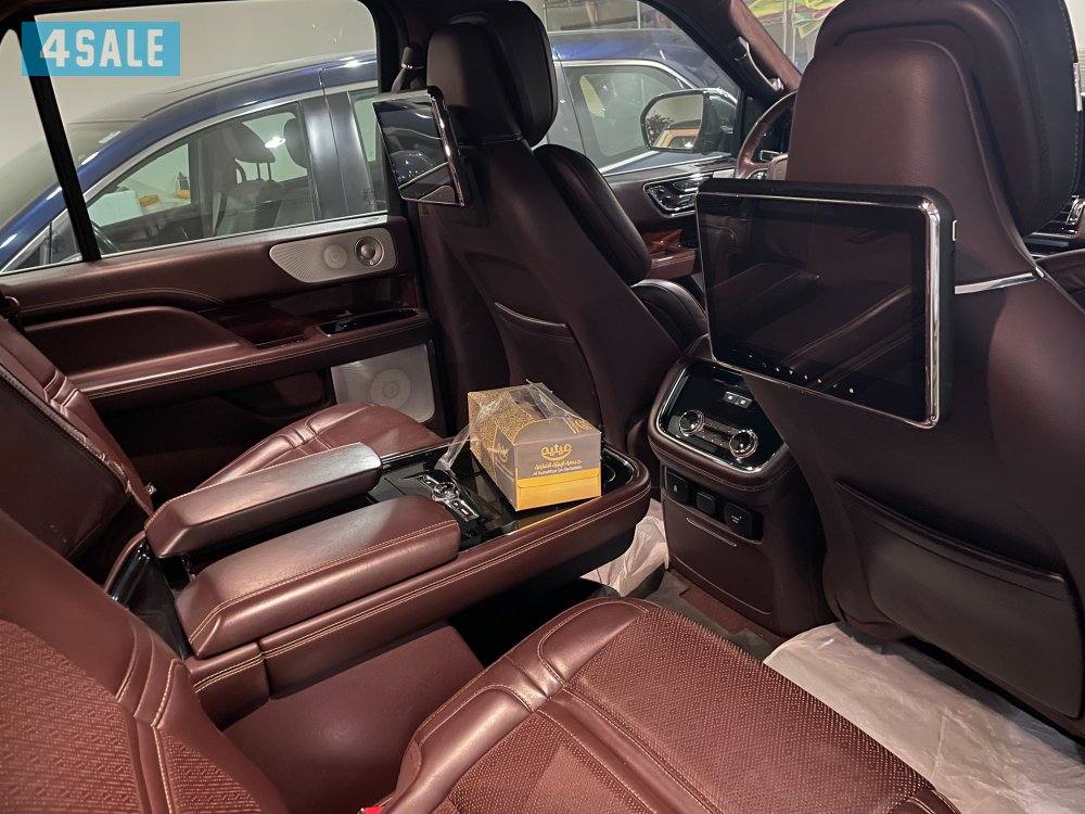 Lincoln Navigator4