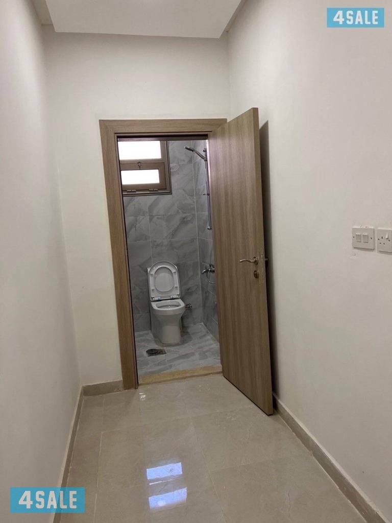 للايجار شقه جديده بالرابيه3