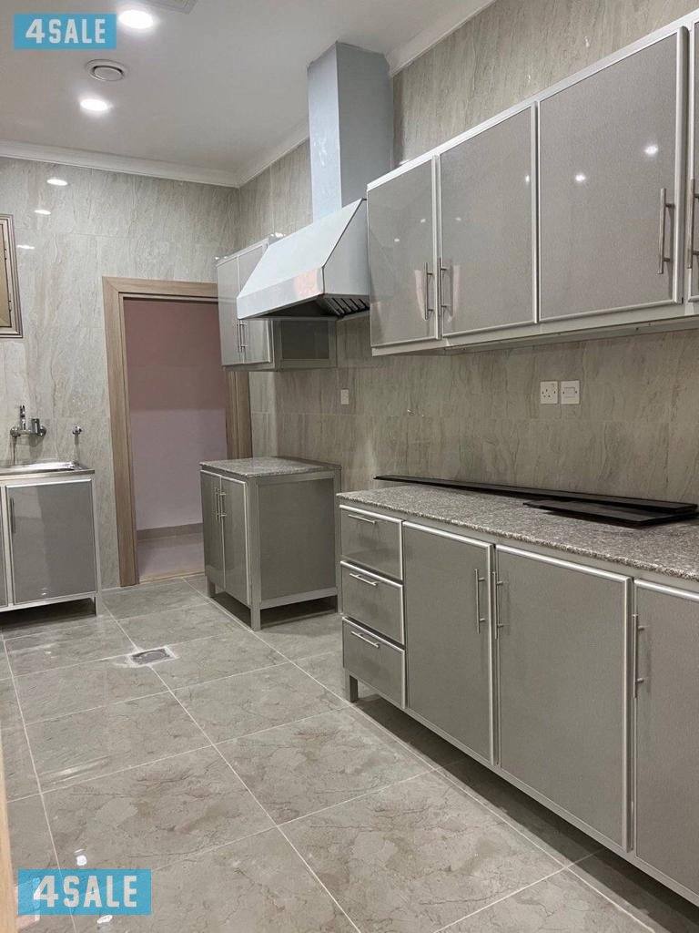 للايجار شقه جديده بالرابيه7