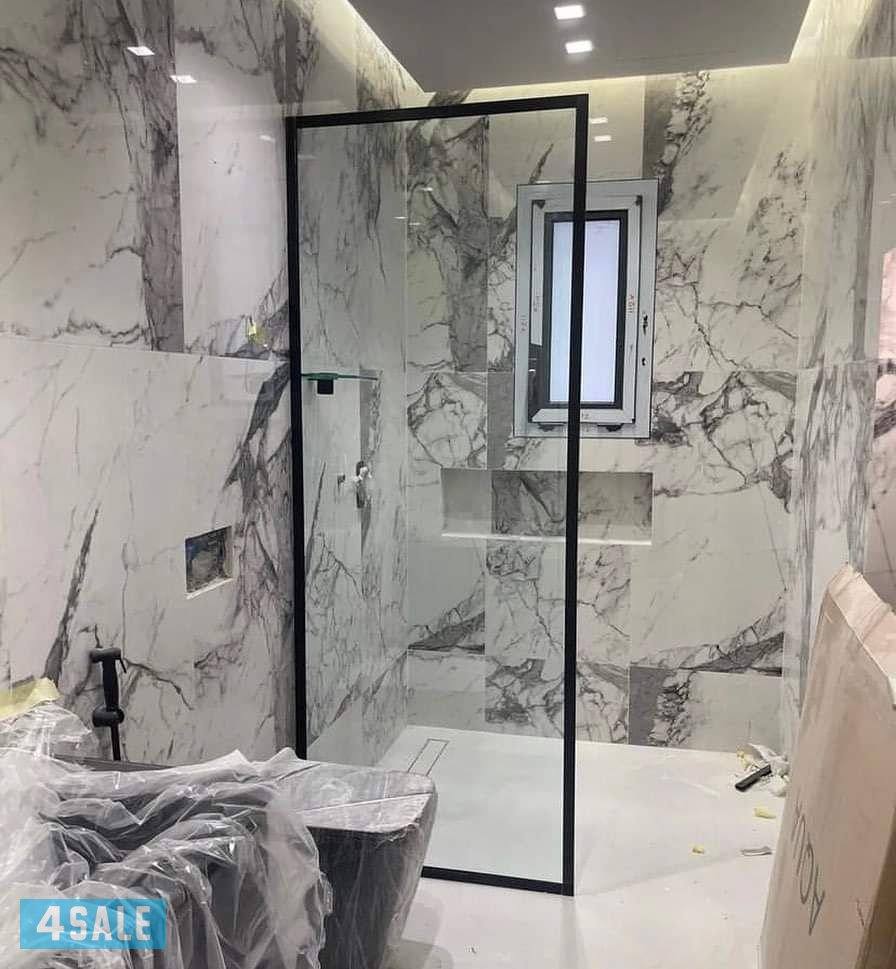 تركيب زجاج ومرايا شاور بكس قواطع زجاج تركيب دربزين زجاج تركيب ديوانيات1