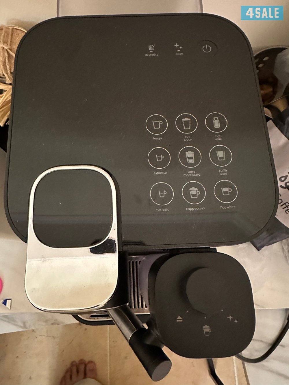 للبيع مكينة قهوه مستعمله كالجديده0