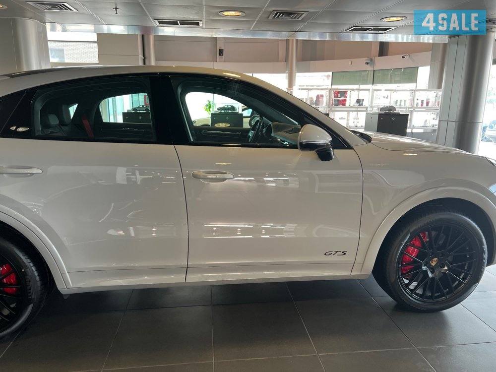 Porsche cayenne GTS COUPE 2022, No18134072
