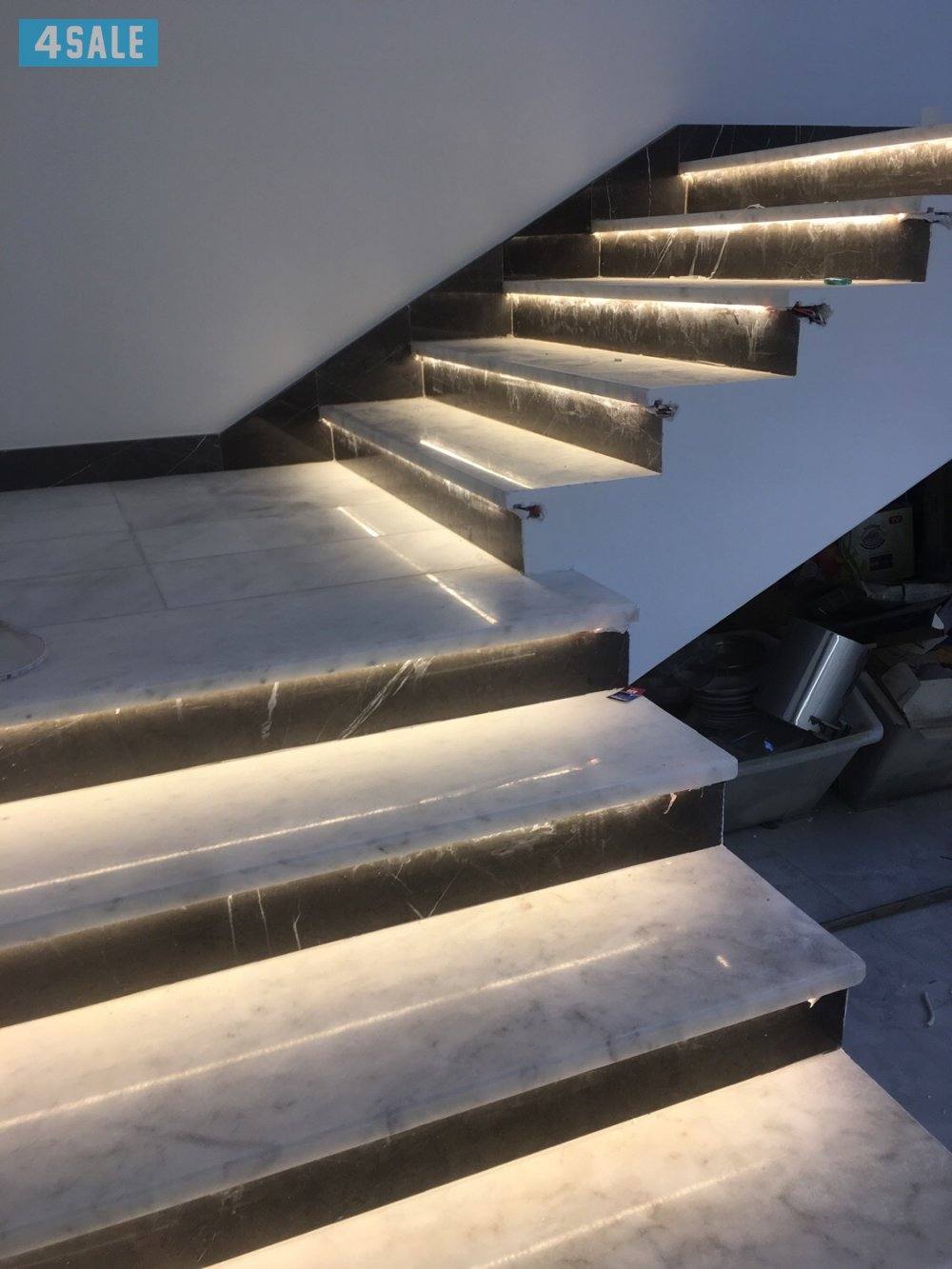 فنى كهرباء لجميع اعمال الصينات وتركيب الثريات والمخفى وجهات القسيم2