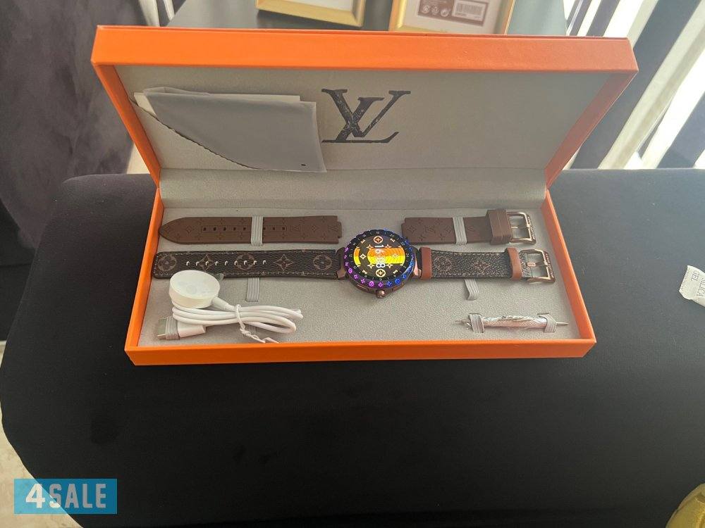 ساعة سمارت اوف براند لويس ڤيتون0