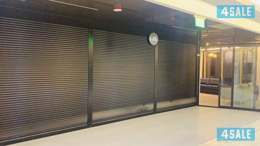 Aluminum. Shutter, No18111103