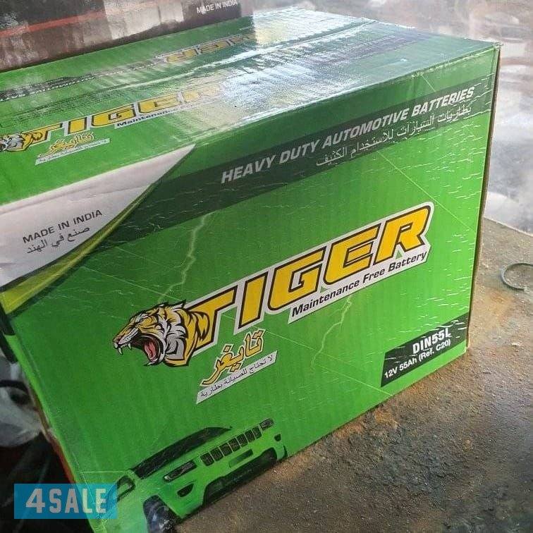 تبديل بطاريات تركيب تواير جديده مع الترصيص امام المنزل وفي الطريق2