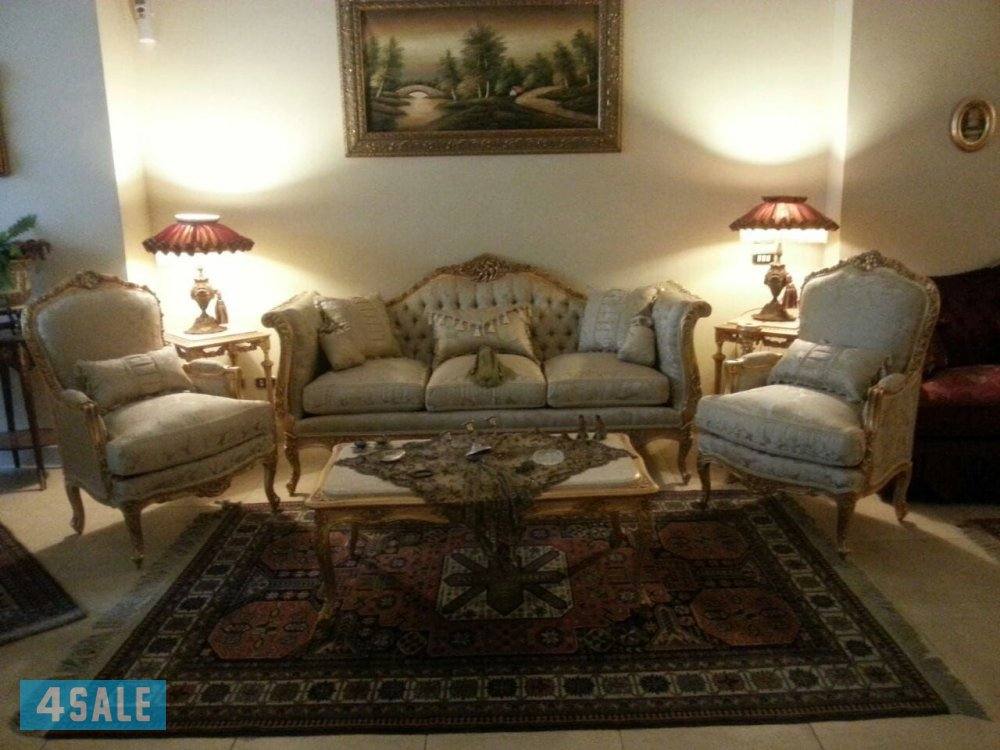 تفصيل جديد وتلبيس جميع موديلات الأثاث و الستائر0