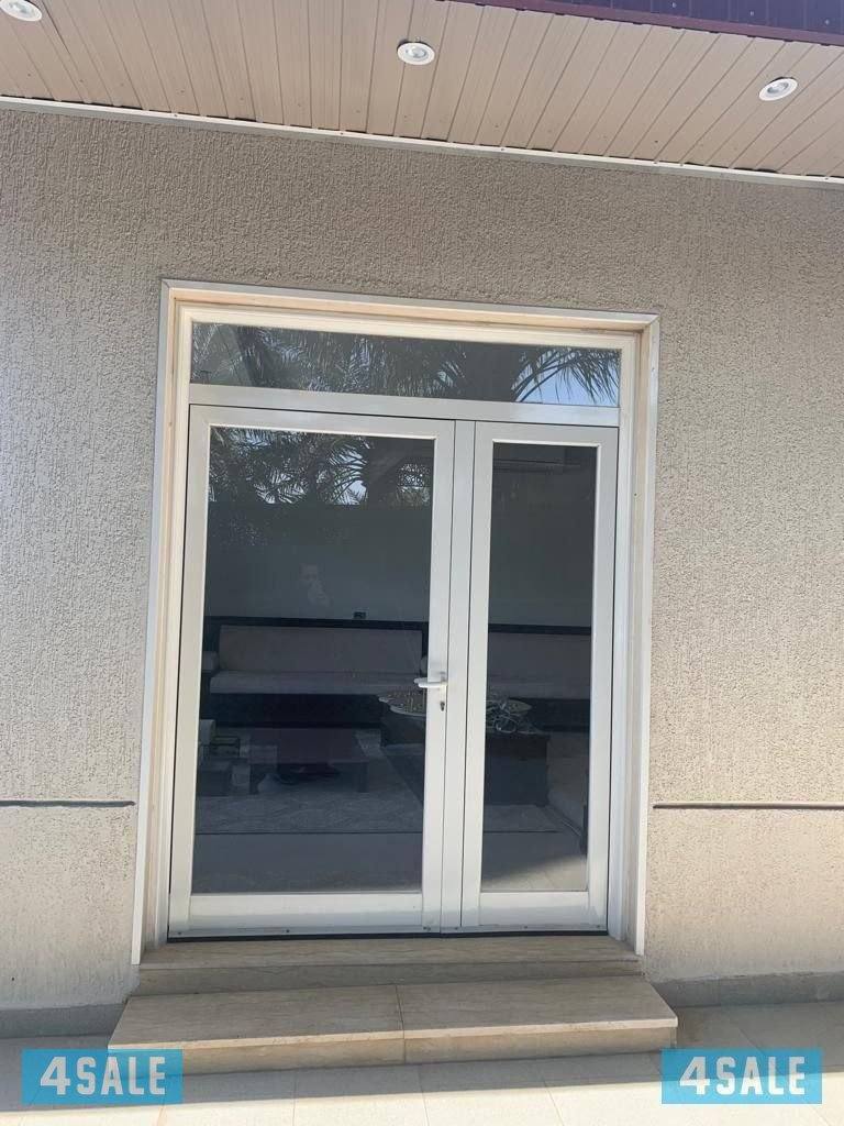 door windo and glass5