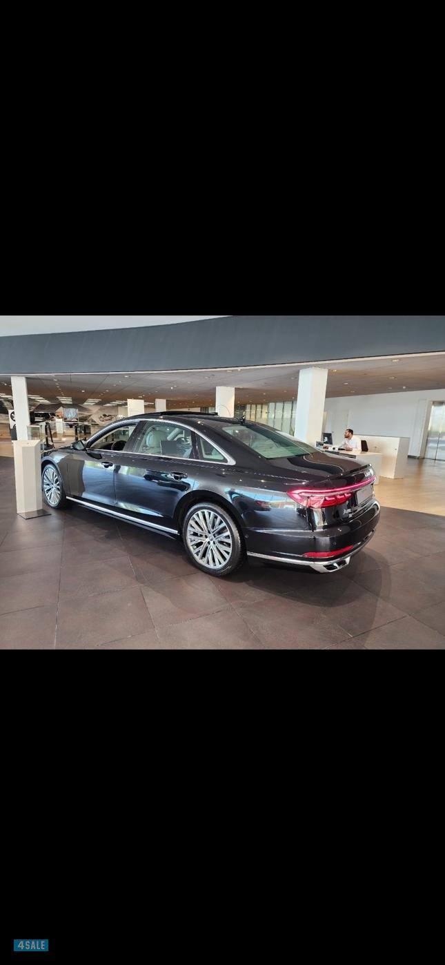 للبيع A8L لارج موديل 2018 ماشي 47 الف3