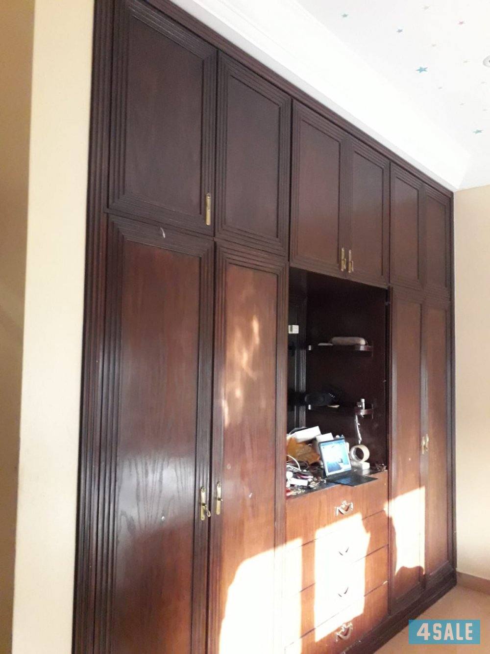 مقاول هندي نجار كبدات باب شرشؤب درابزين خشب جبسن بورد ديكورات صبغ نار3