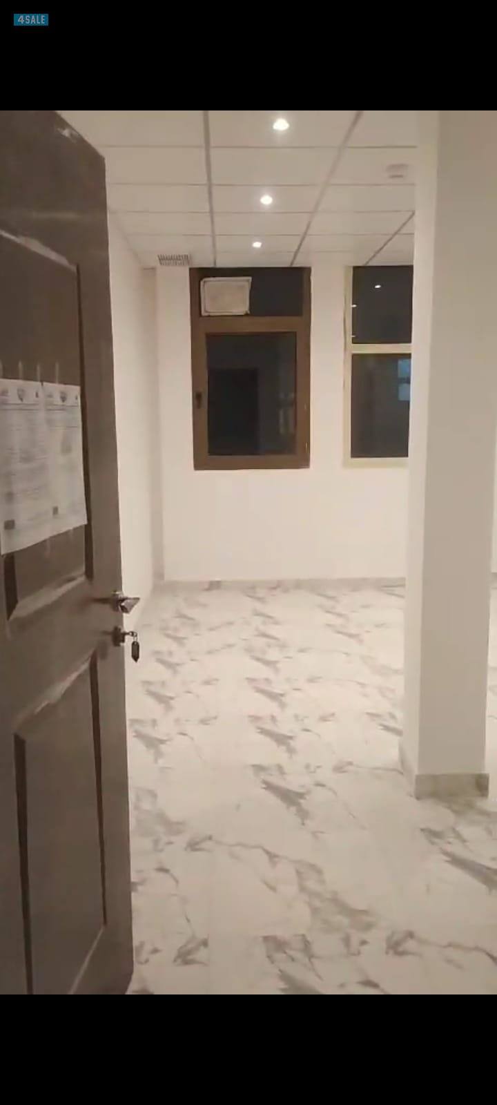 مكاتب شقق تجاريه ومحلات تجاريه تصلح جميع الانشطه ايجار 280 دك و220 دك1