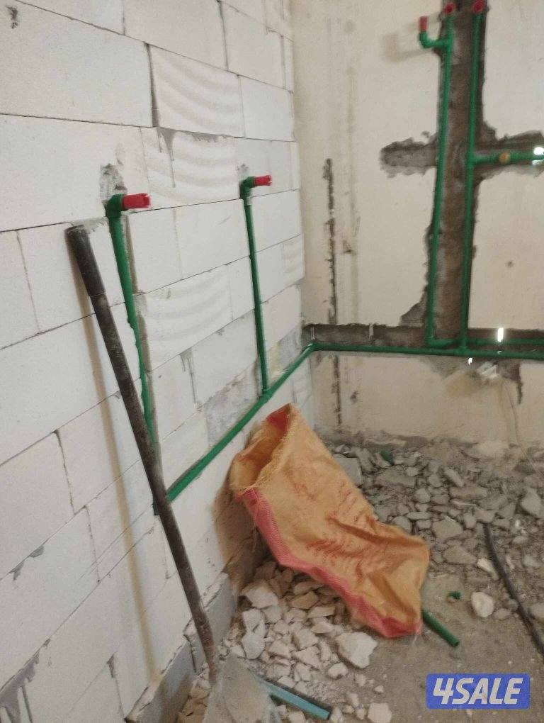 فني ادوات صحيه10