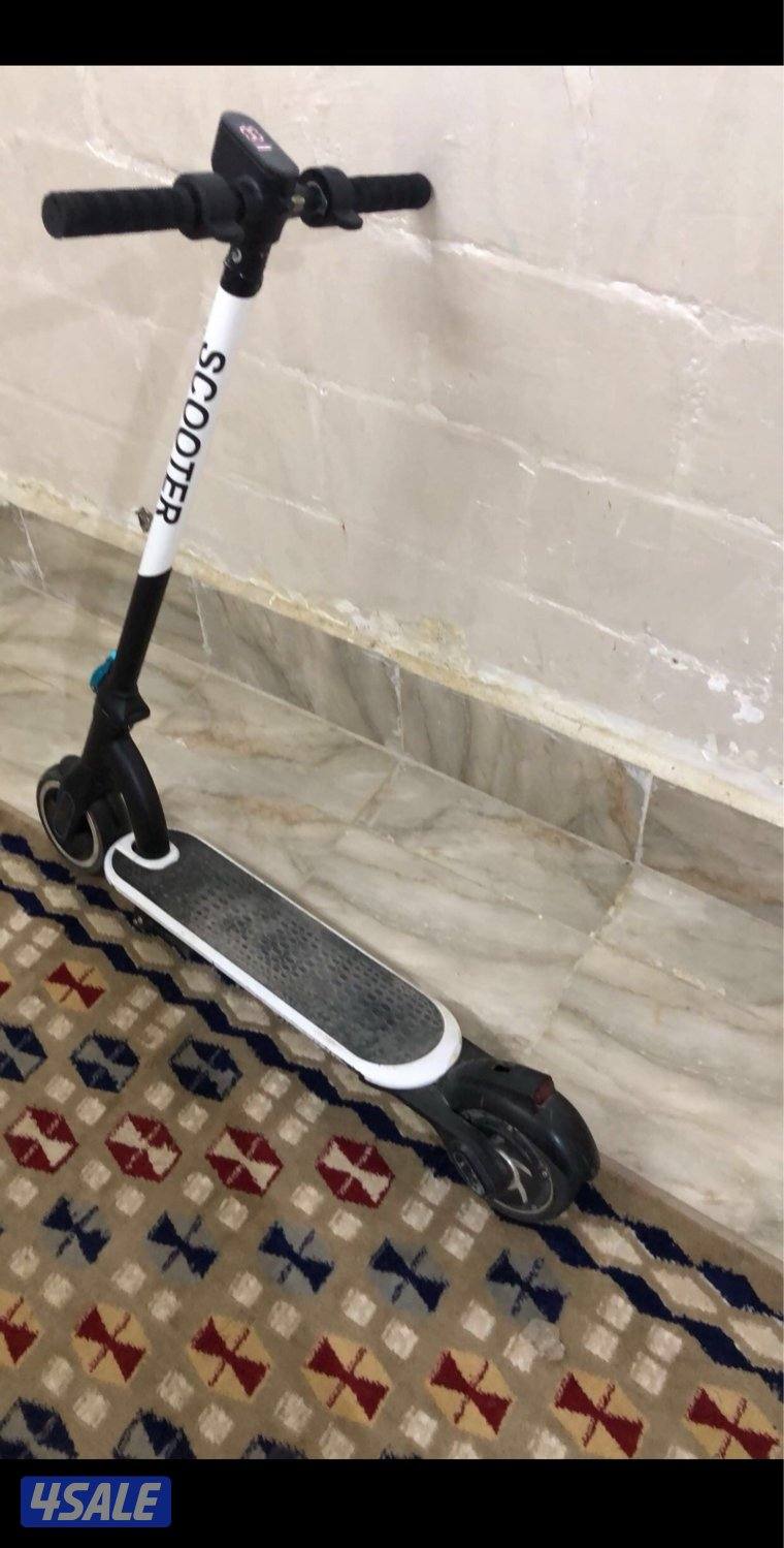 سكوتر كهربائي للبيع مع الشحن السعر35 دينار التواصل واتساب0