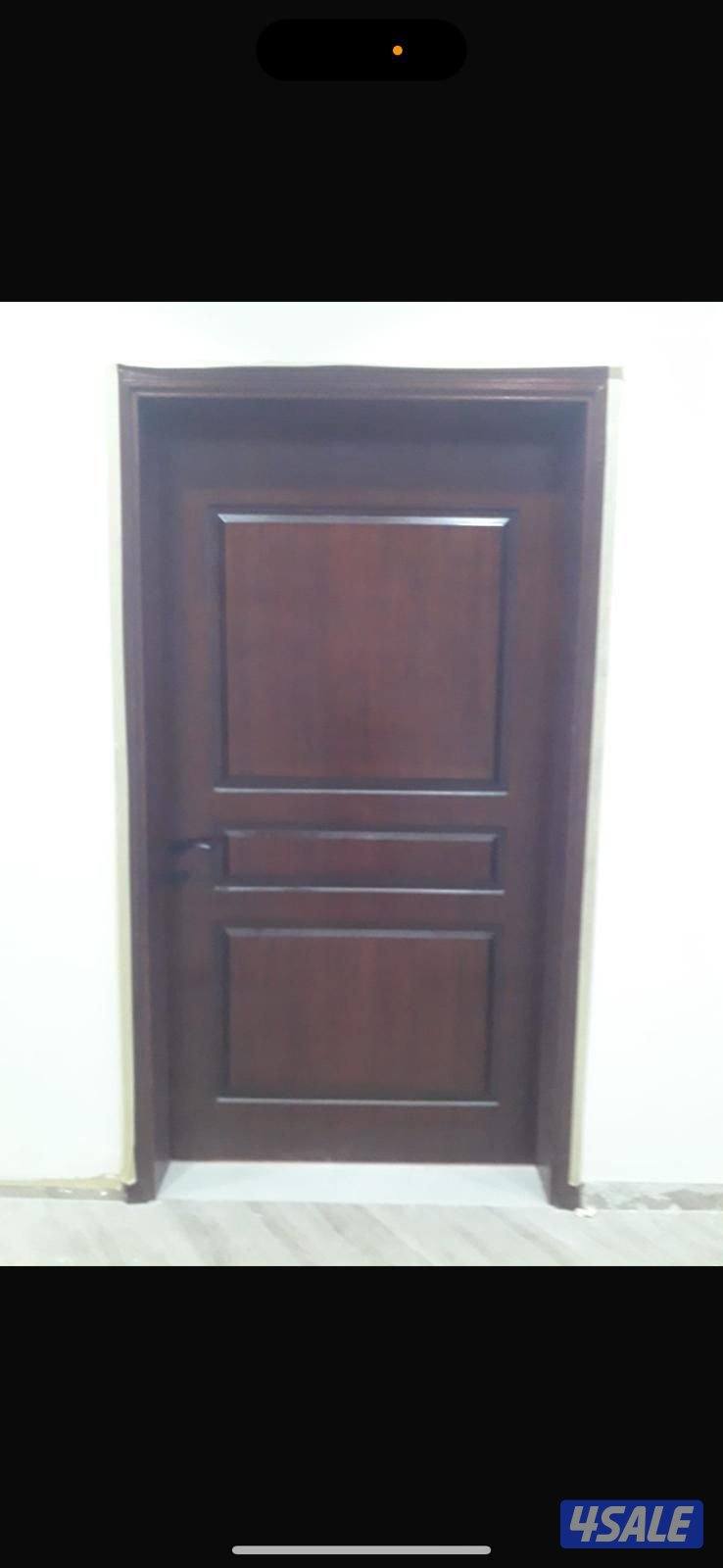 فني نجار و صباغ باكستاني1