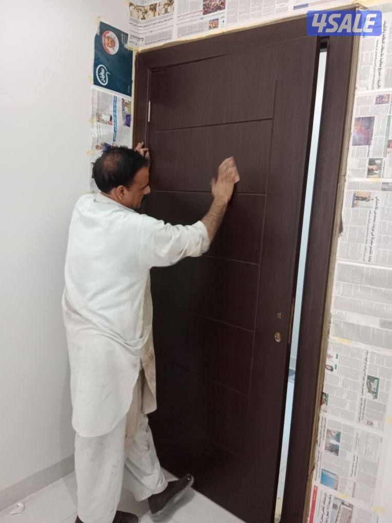 فني نجار و صباغ باكستاني11