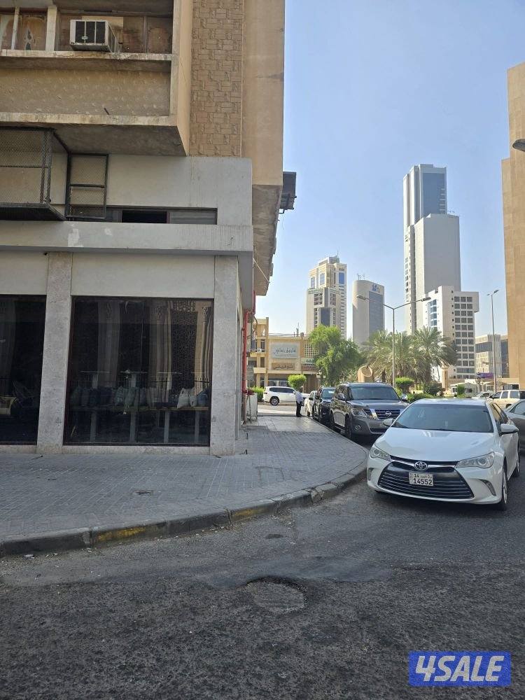 للايجار محل بدروازة عبد الرزاق زاوية وقابل مجمع البنوك1