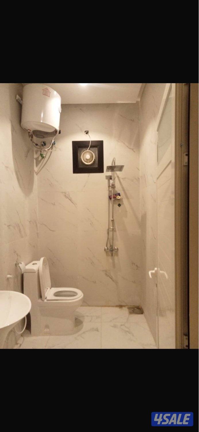 للأيجار مزرعه شهري وسنوي8