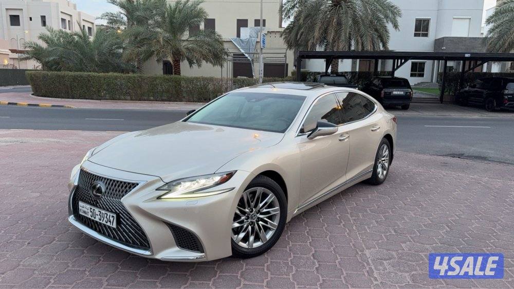 لكزس LS 350 موديل 2018 عداد 96 الف بحاله ممتازه1