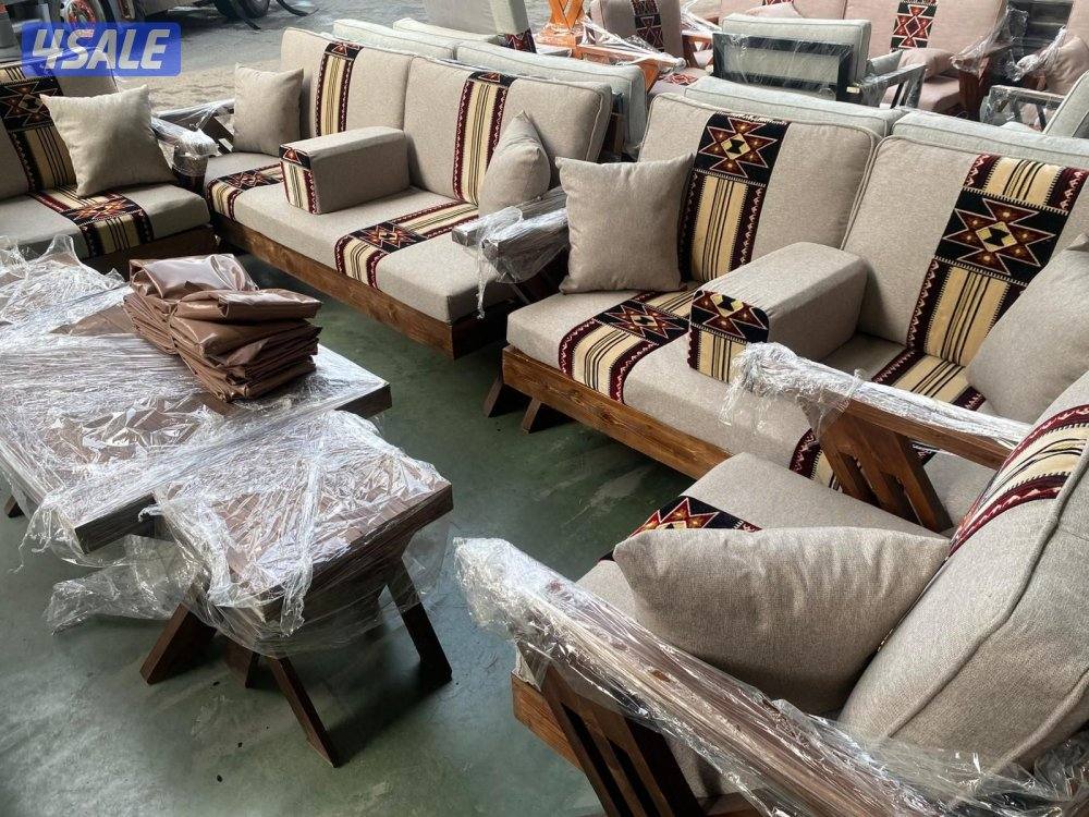 للبيع كراسي ملكية + اطقم خارجية خشب و حديد4