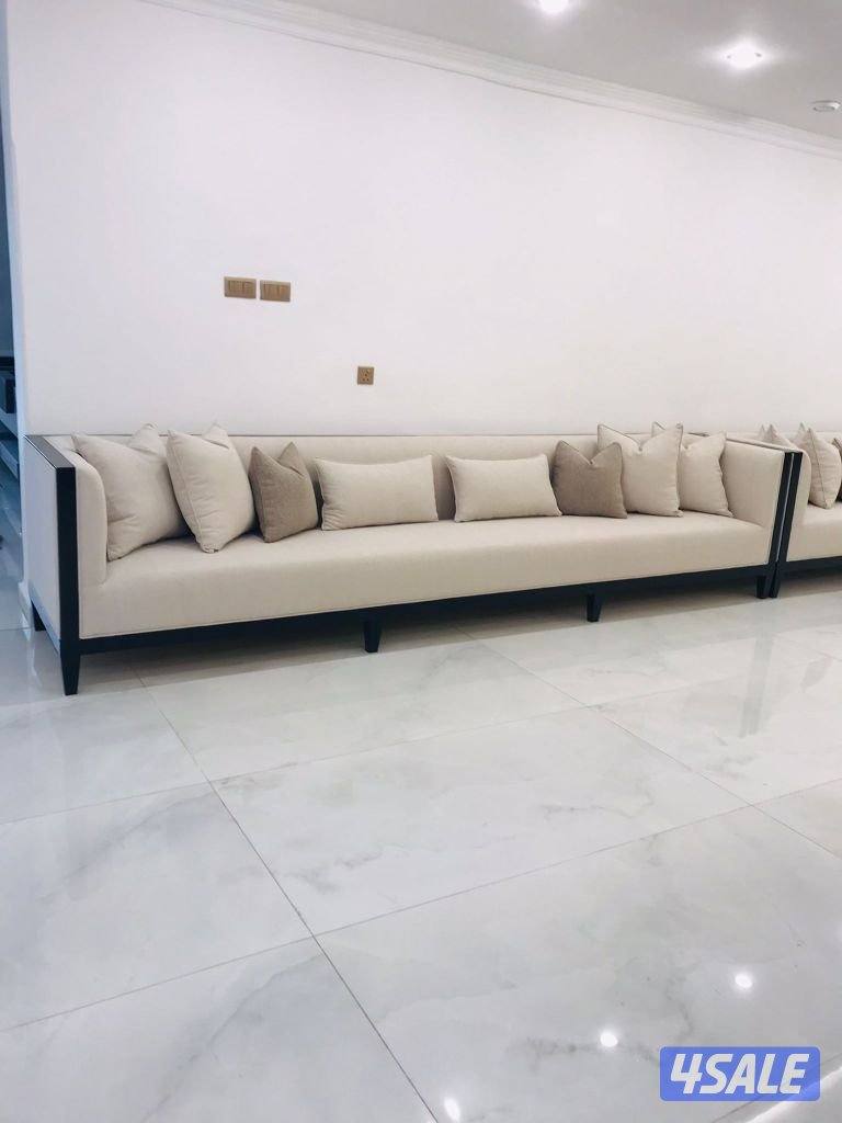 تفصال وتنجيد ديوانيات وقعدات ارضيه ومساند ظهز باقل الاسعار5