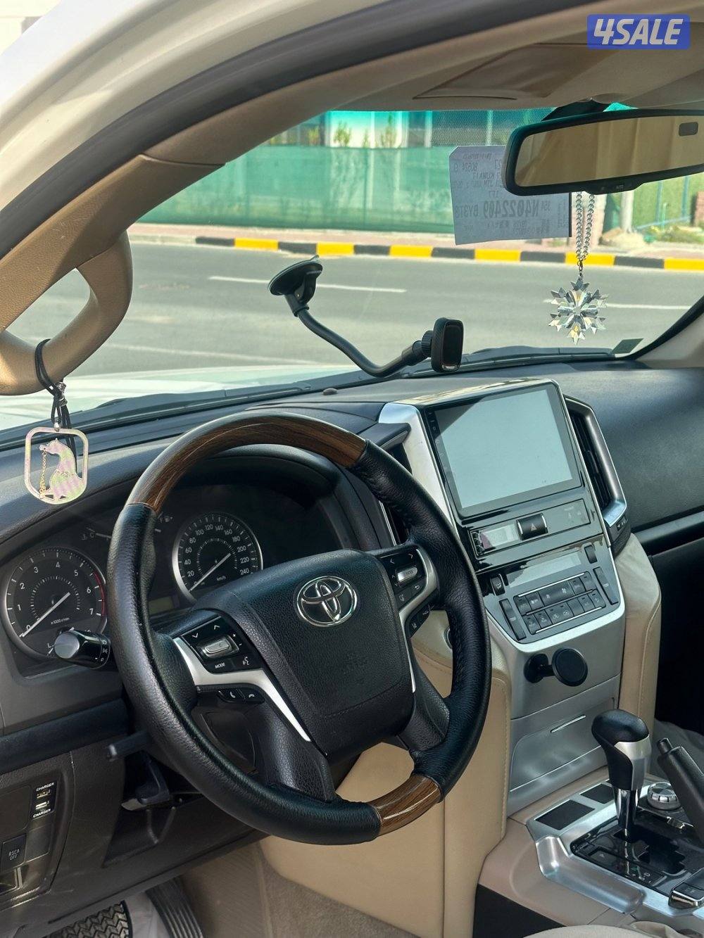 للبيع لاندكروزر مجدد تجديد طيب1