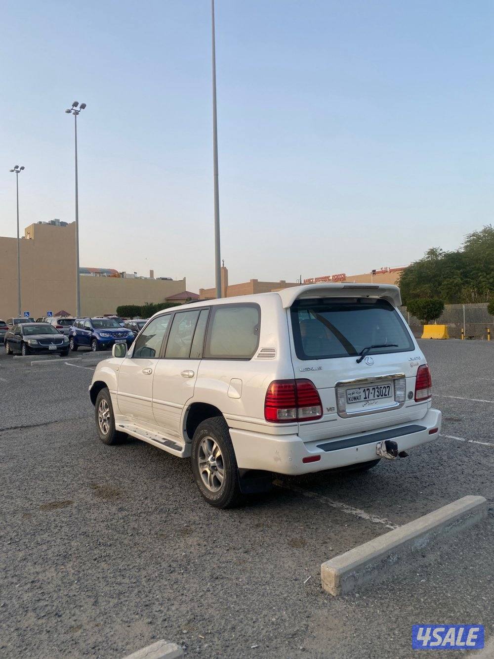 للبيع جيب لكزس2