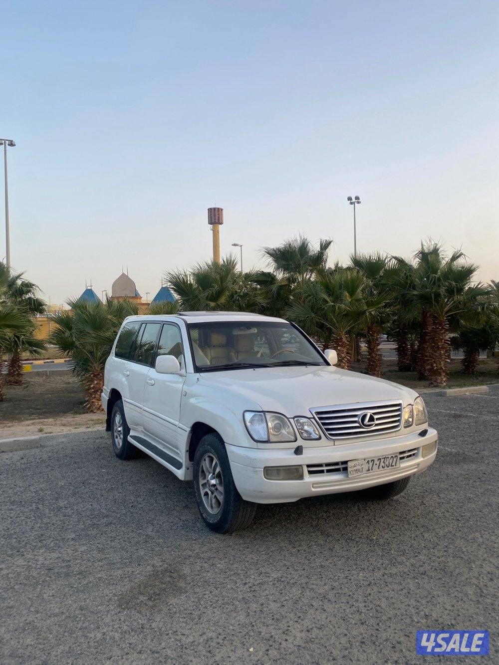 للبيع جيب لكزس1