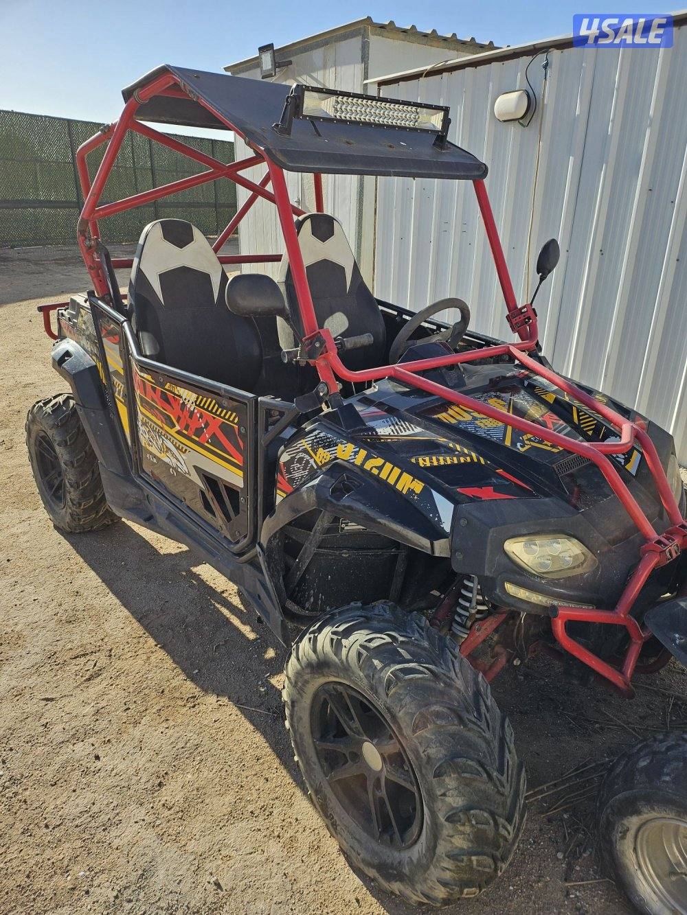 للبيع بقي سيارة مع العربانه صيني موديل 20210