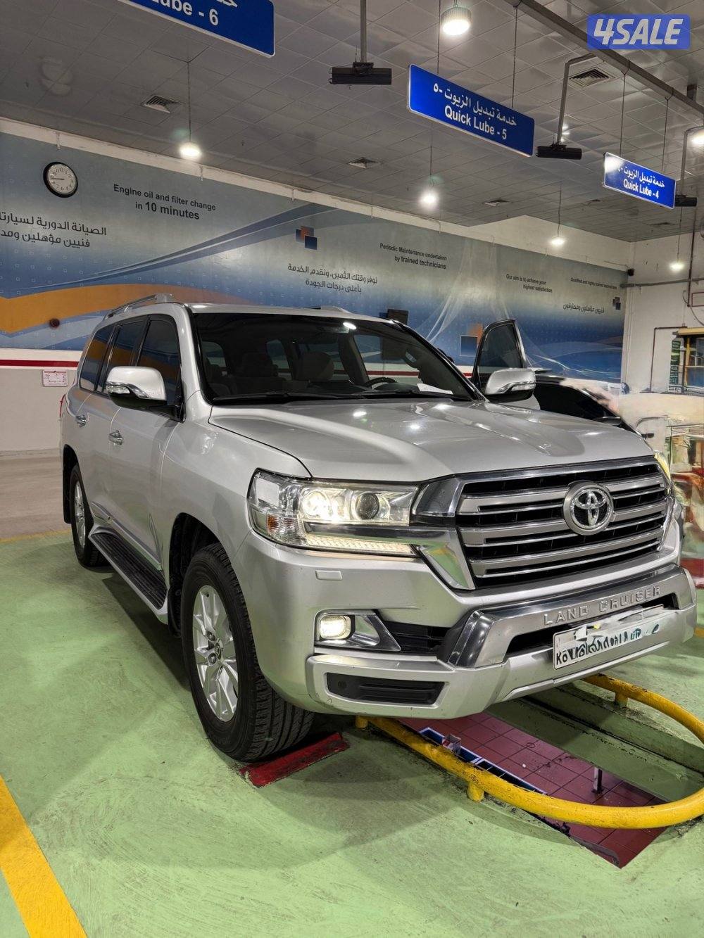 للبيع لاند كروزر 2018 صبغ وكالة سيرفس منتظم مالك الاول2
