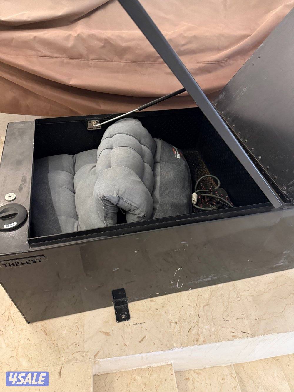 للبيع تانكي ماي معاه درج تخزين2