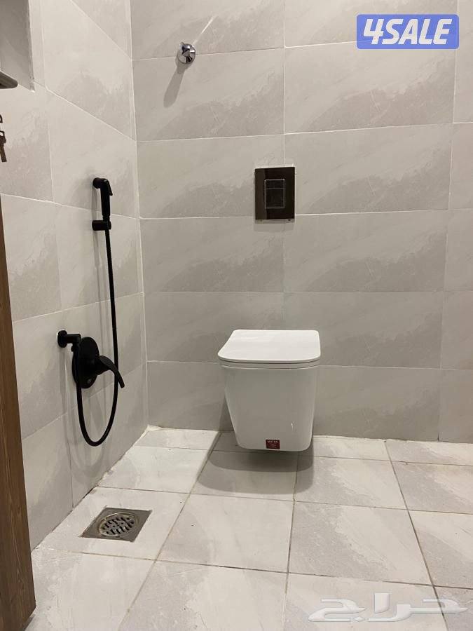 عامل صحي◇سباك◇أدوات صحية◇تسليك بوليع تسليك المجاري يدوي وباحدث المكا1