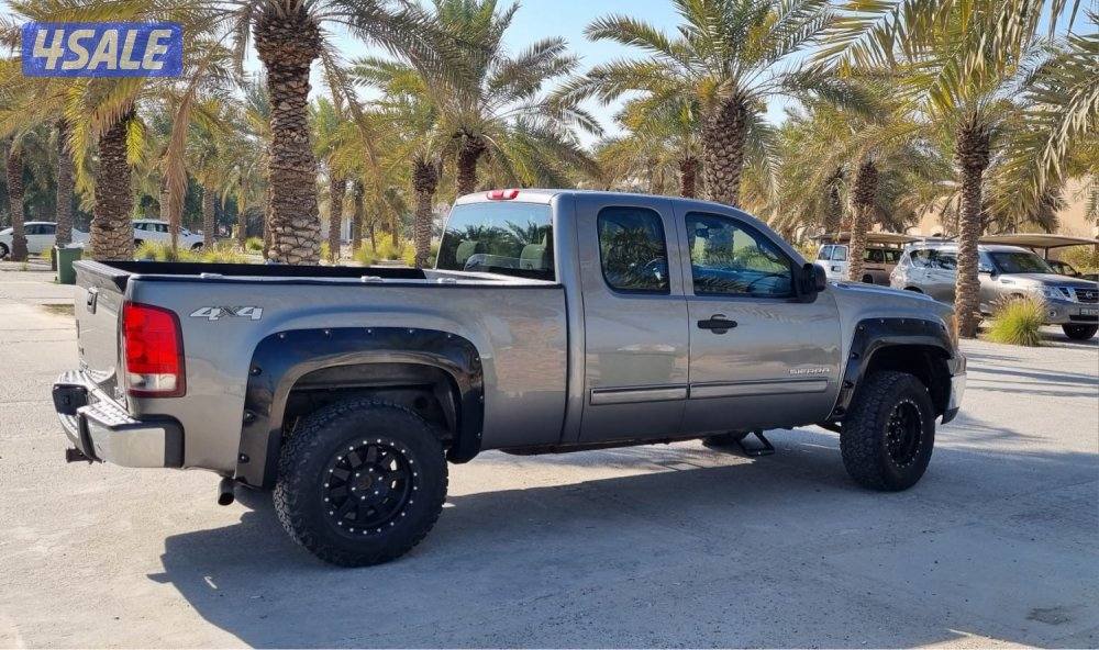 بيع وانيت جمس سييرا دبل قير 1500 قماره ونص. 2013قابل للمساومه بالمعقو0