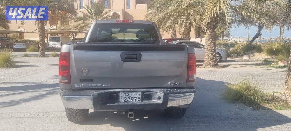 بيع وانيت جمس سييرا دبل قير 1500 قماره ونص. 2013قابل للمساومه بالمعقو1