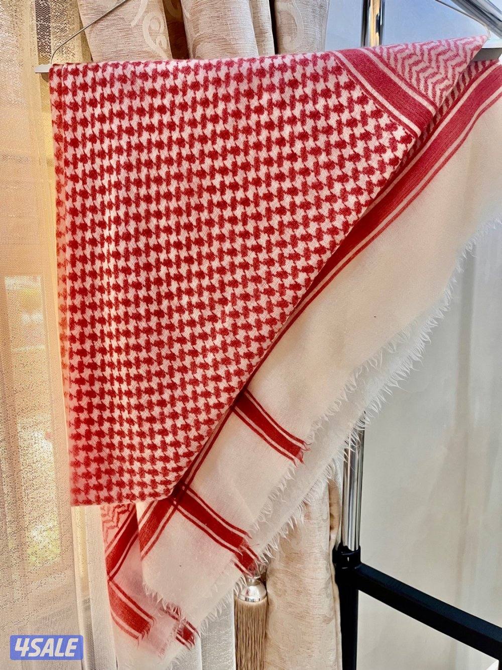 للبيع شال تيسوتي بيبي فل كشمير ولونه مميز والسعر 100 نهائي1