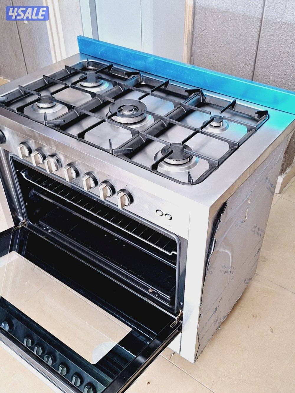 نبيع جميع انواع الطباخات الايطالي المستعمله مع التوصيل والكفاله0