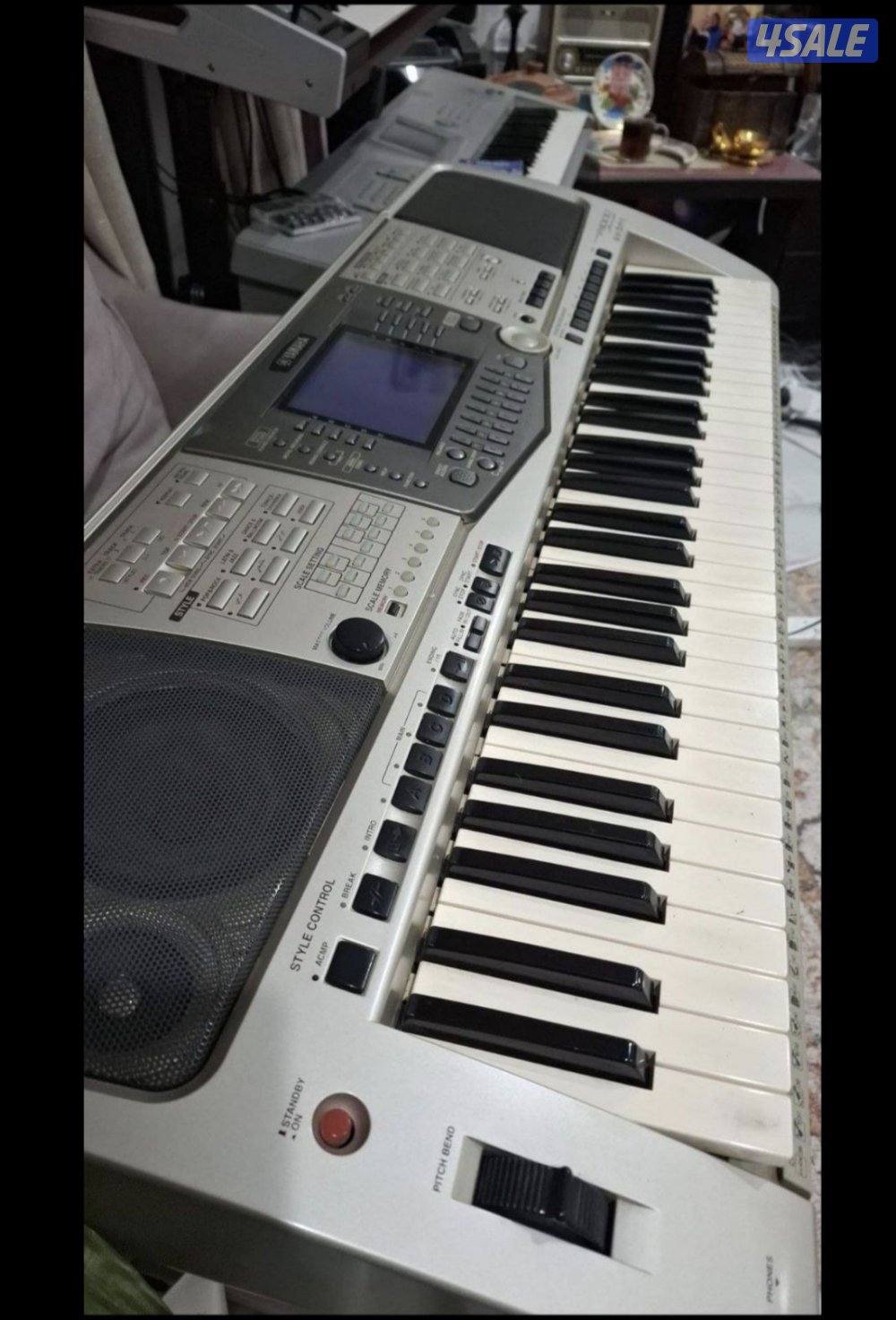 اورغ  ياماها 1000 شرقي شبه جديد مع برامج احترافيه0