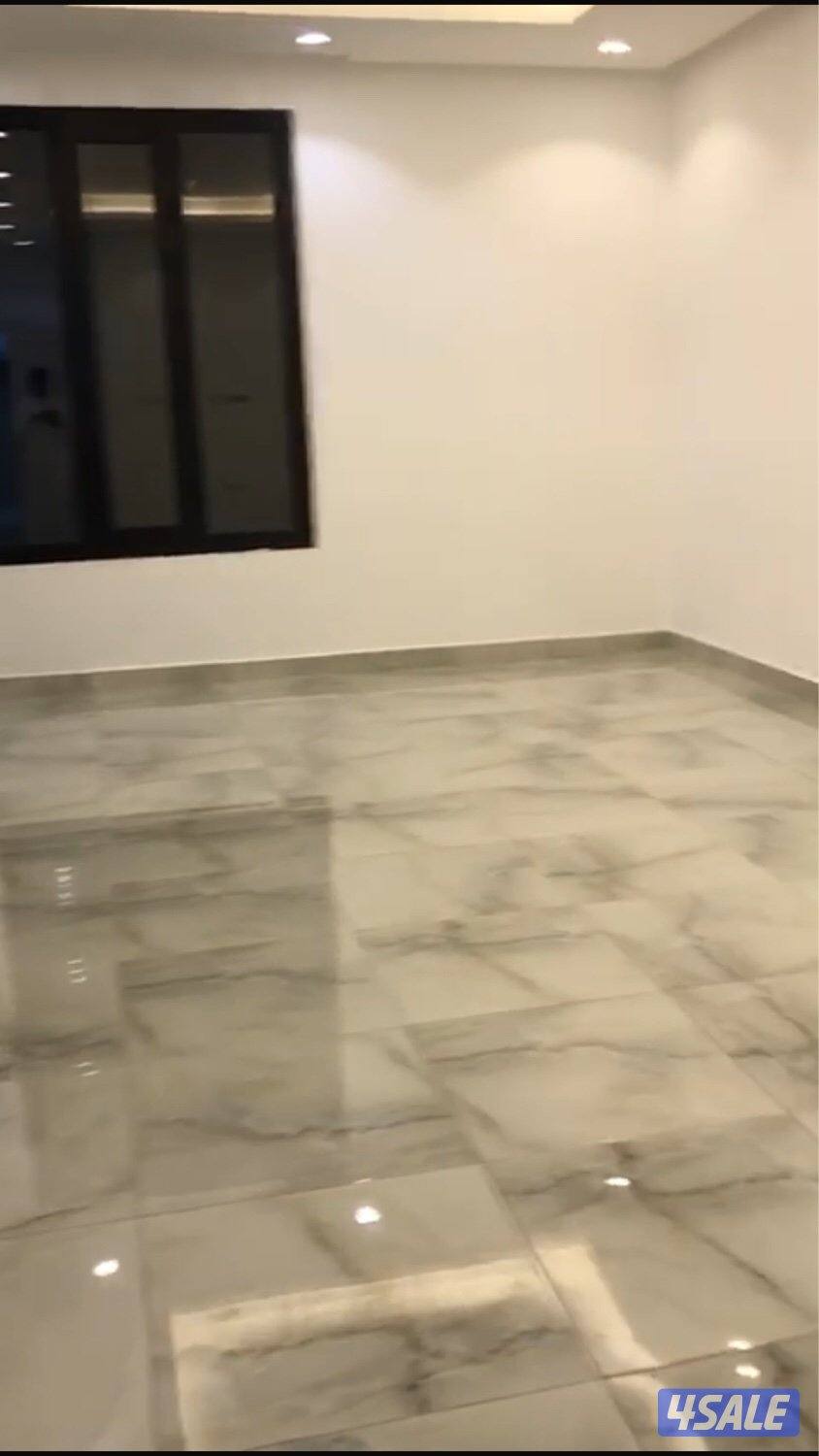 شقة ارضيه في الخالدية0