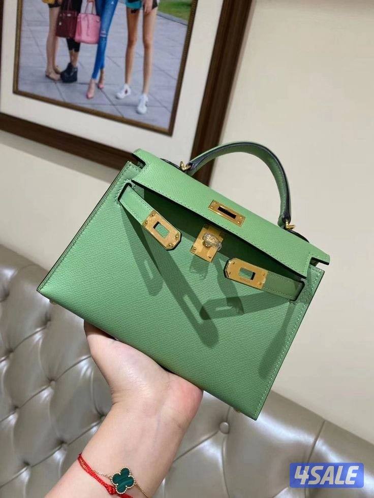 نوفرلكم افضل انواع الشنط و الاكسسوارات انسا تنصاد1