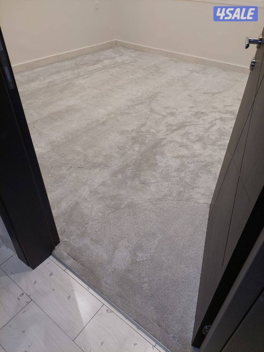 تنجيد وتفصال جلسات وفرش سجاد وتفصال وتركيب الستاير الرول والخام الويفي8