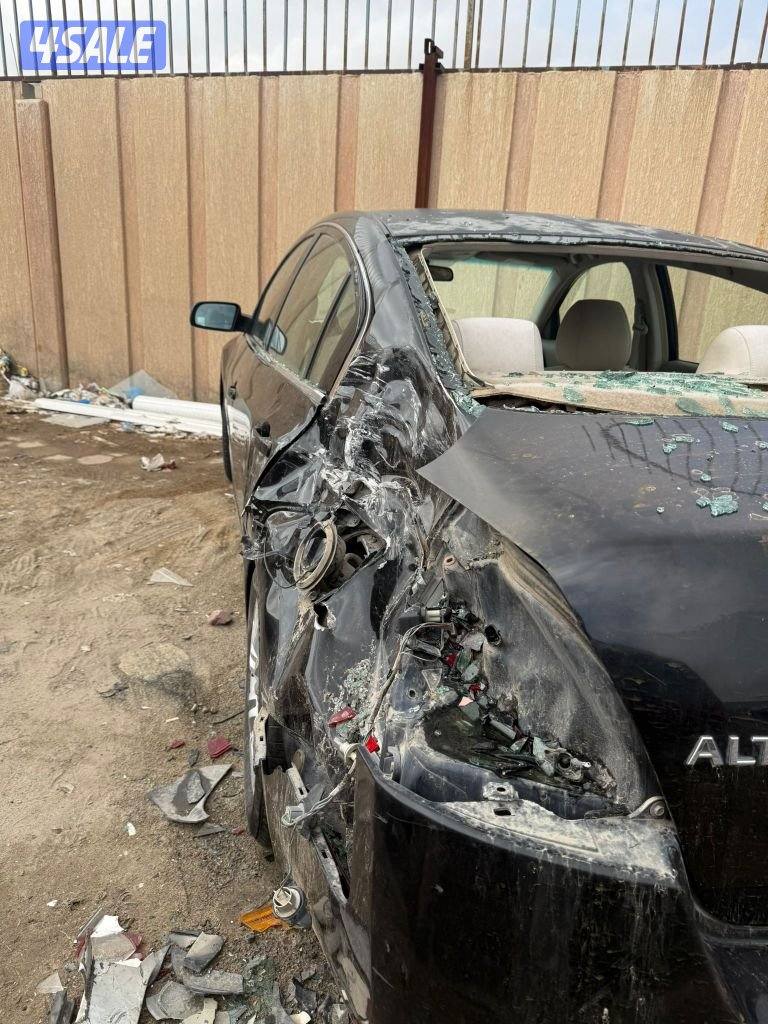 نشتري جميع انواع السيارات المدعومة والسكراب0