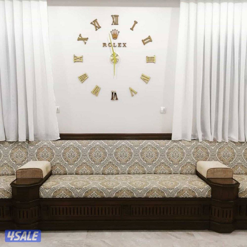 ساعات حائط ثري دي8