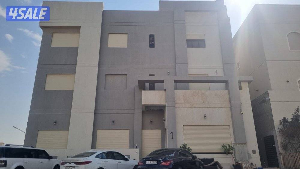 صباح الاحمد - قطاع C2 - شارع 202 - منزل 12