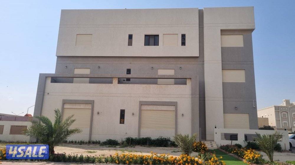 صباح الاحمد - قطاع C2 - شارع 202 - منزل 11