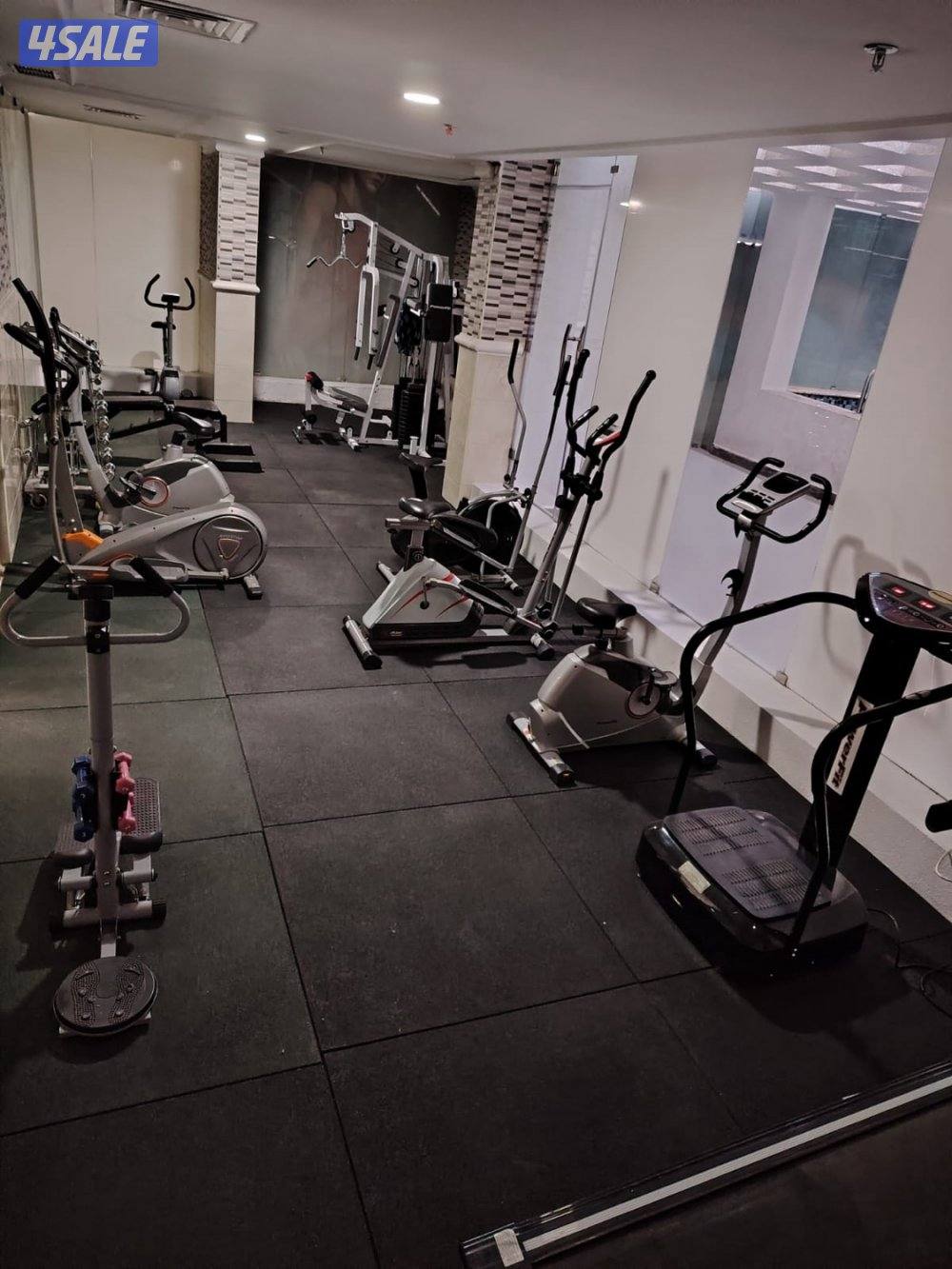 شقق في مجمع متكامل على طريق الفحيحيل مباشرة2