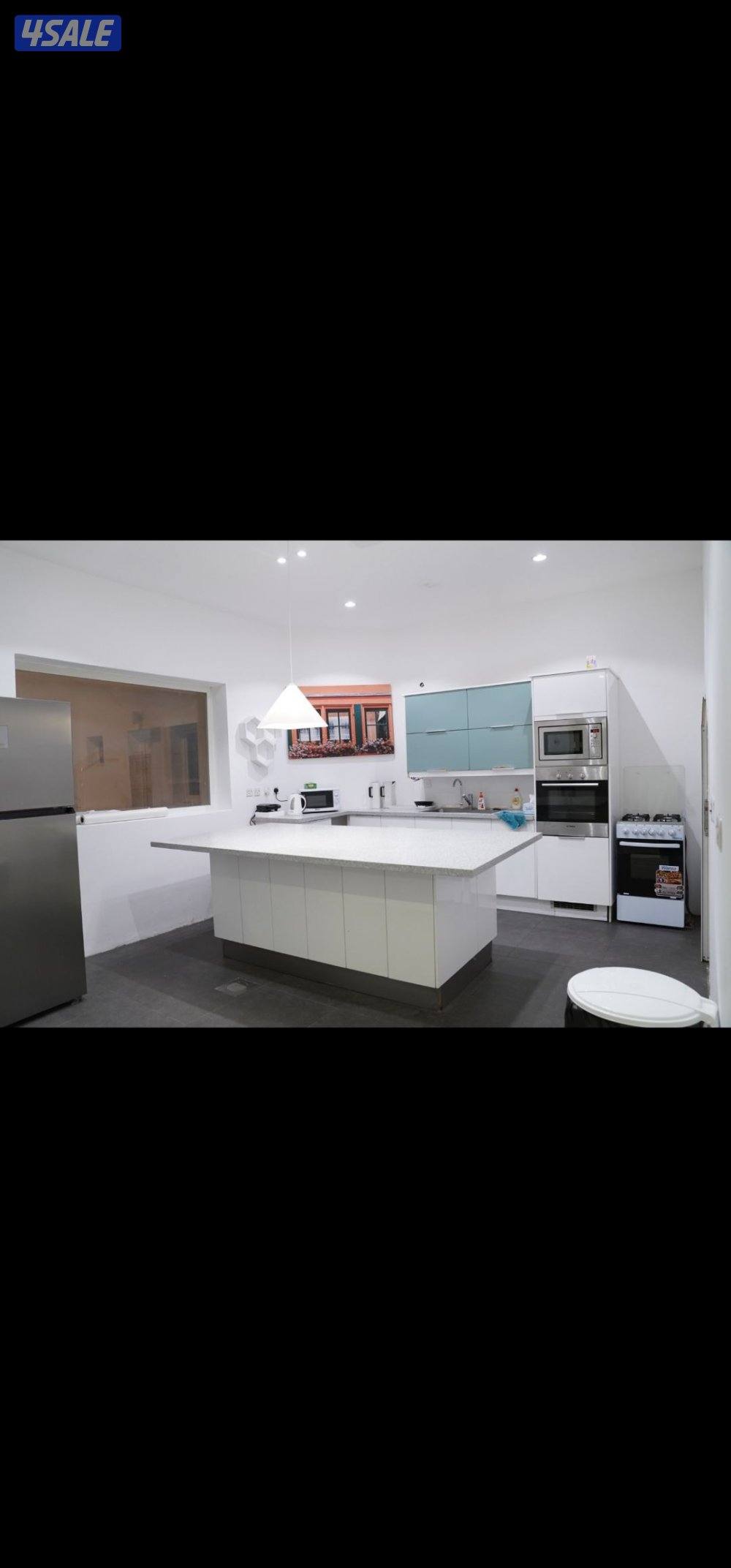 لا يوجد لا سنوي ولا شهري8