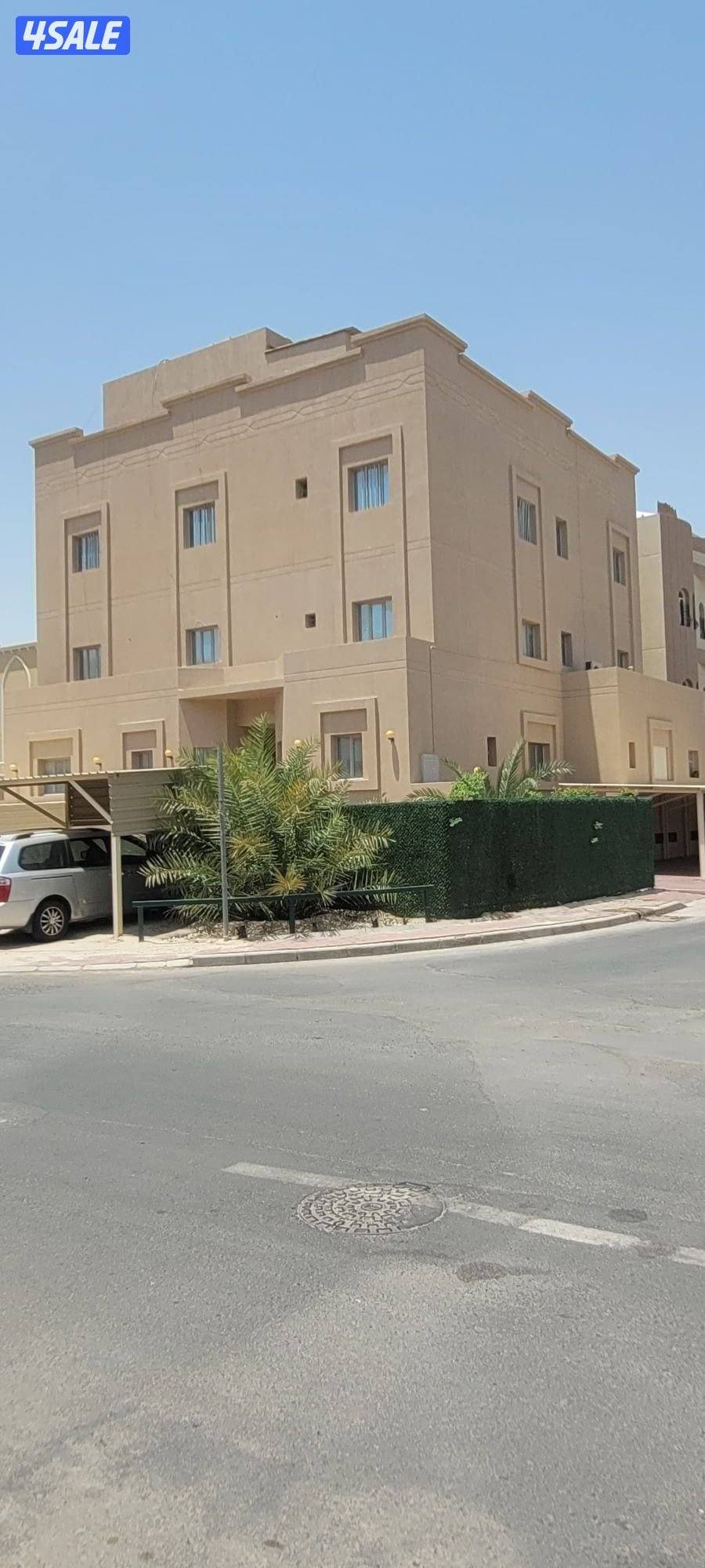 للبيع فيلا في شمال غرب الصليبيخات0