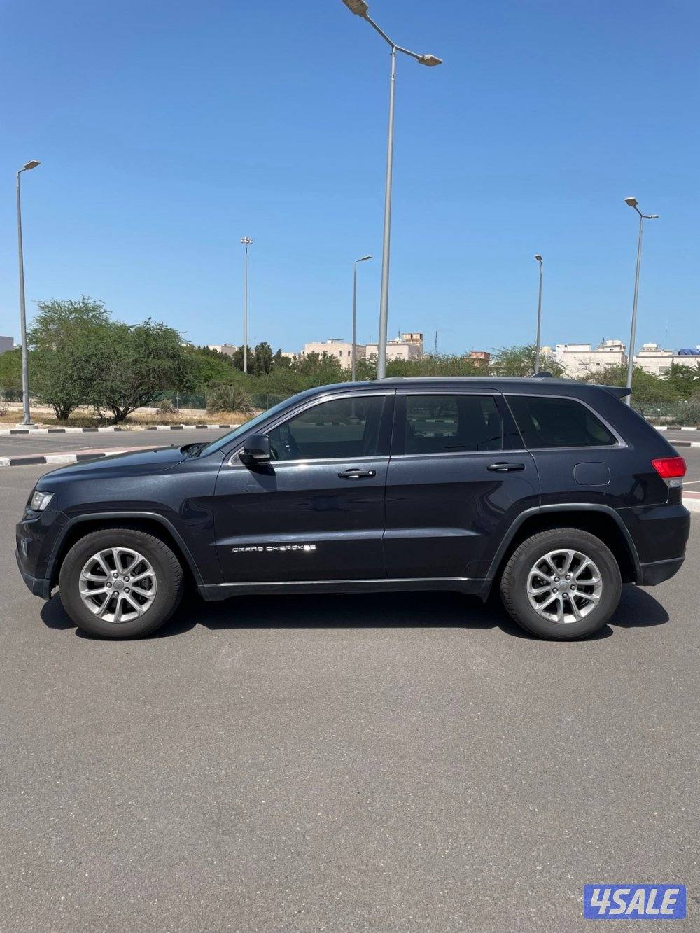 Grand Cherokee Laredo 2014 - جيب قراند شيروكي موديل 20141