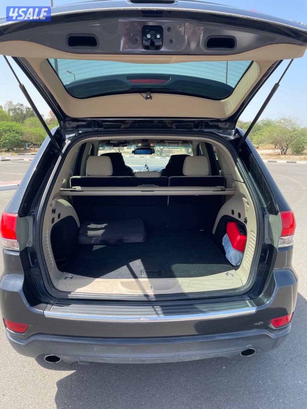 Grand Cherokee Laredo 2014 - جيب قراند شيروكي موديل 20148